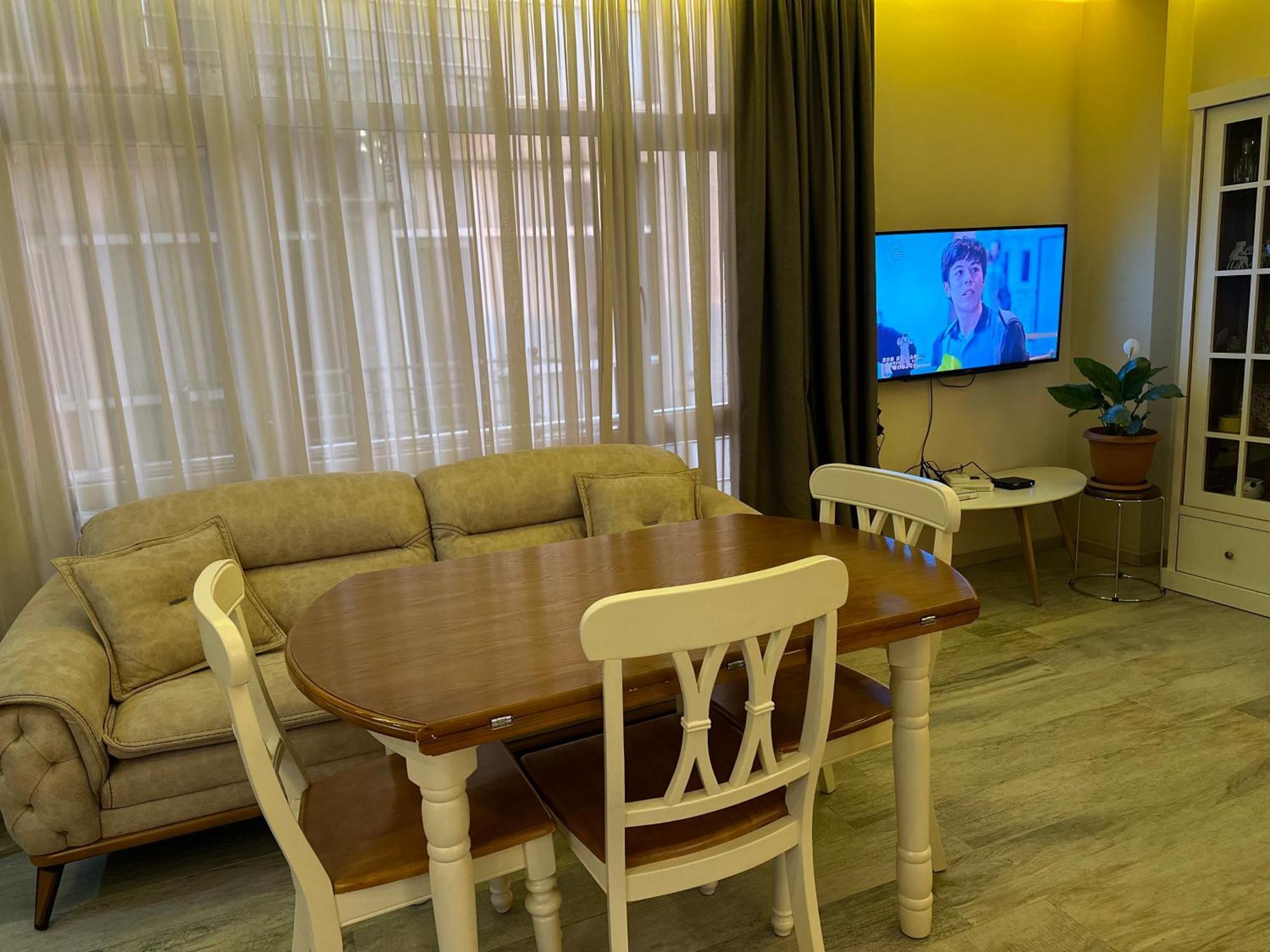 Asmati Apartment 2 Batoumi Extérieur photo